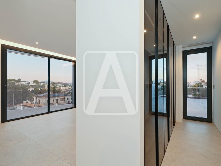 Villa for Sale in Benissa, Alicante 42