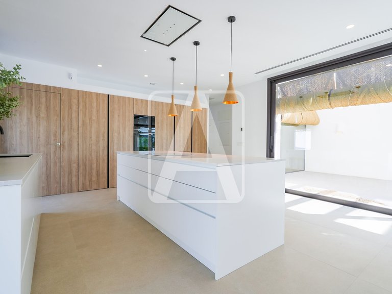 Villa for Sale in Moraira, Alicante 11
