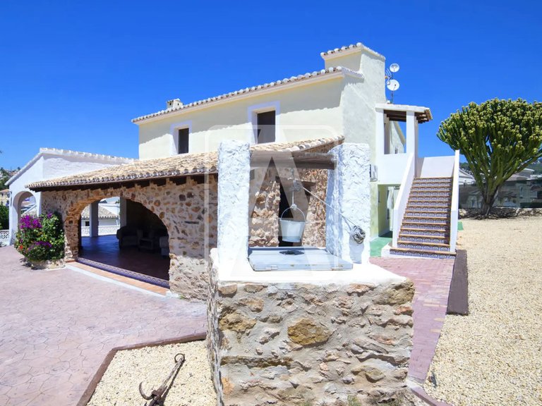 Villa for Sale in Calpe, Alicante 3