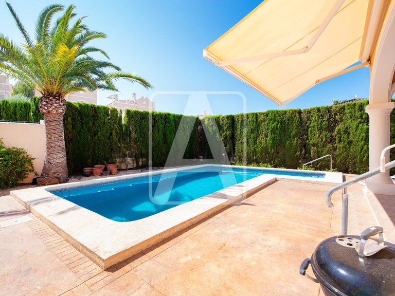 Villa for Sale in Calpe, Alicante 2