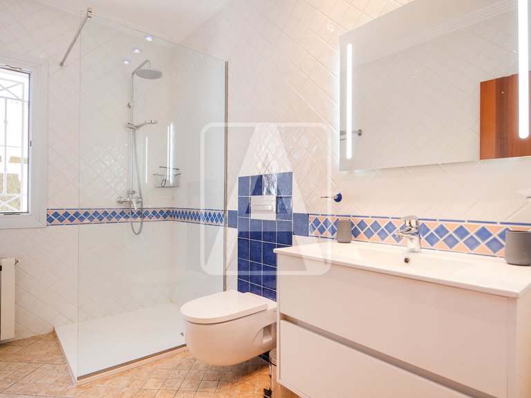 Villa for Sale in Calpe, Alicante 24