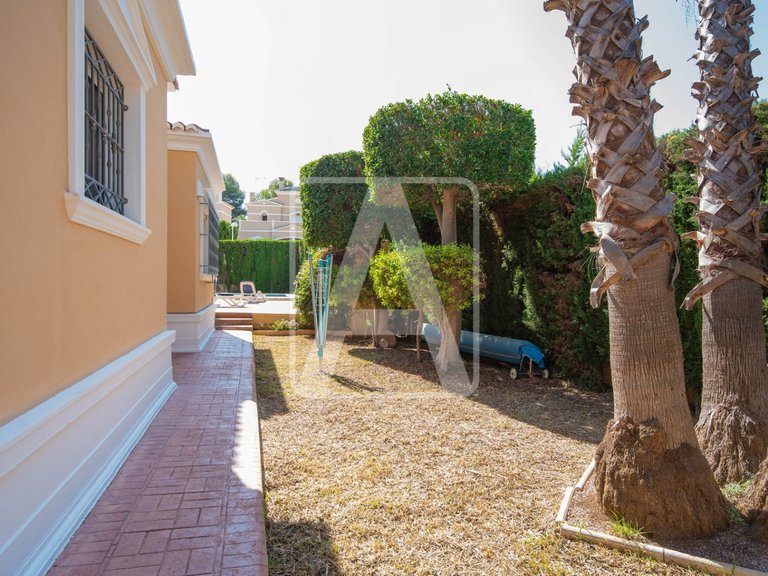 Villa for Sale in Calpe, Alicante 39