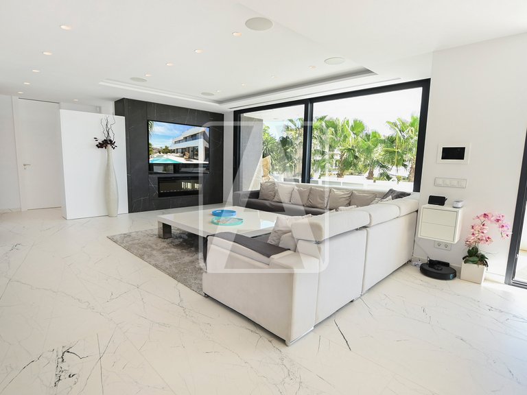 Villa for Sale in Calpe, Alicante 14