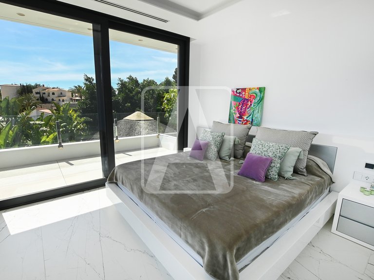 Villa for Sale in Calpe, Alicante 32