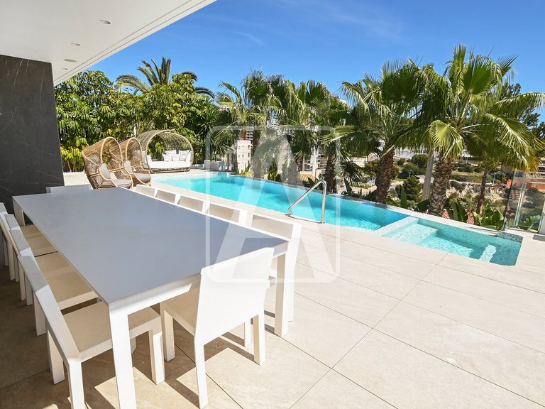 Villa for Sale in Calpe, Alicante 36