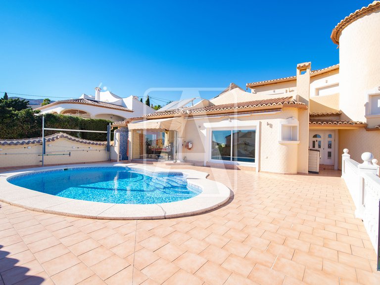 Villa for Sale in Calpe, Alicante 3