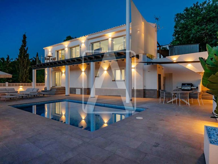 Villa for Sale in Calpe, Alicante 3