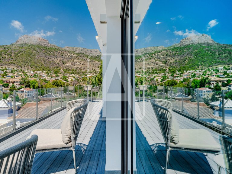 Villa for Sale in Calpe, Alicante 38