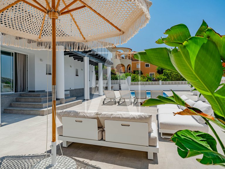 Villa for Sale in Calpe, Alicante 8