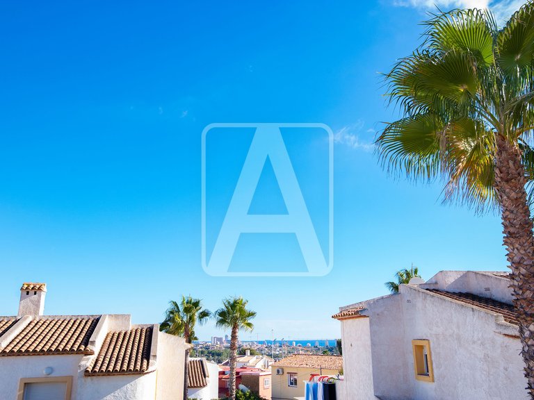 Town House for Sale in Calpe, Alicante 2