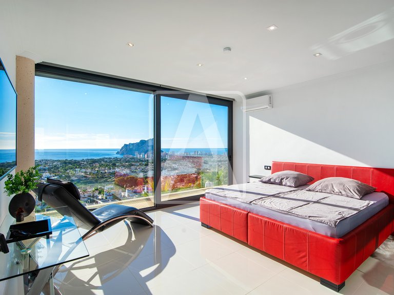 Villa for Sale in Calpe, Alicante 30