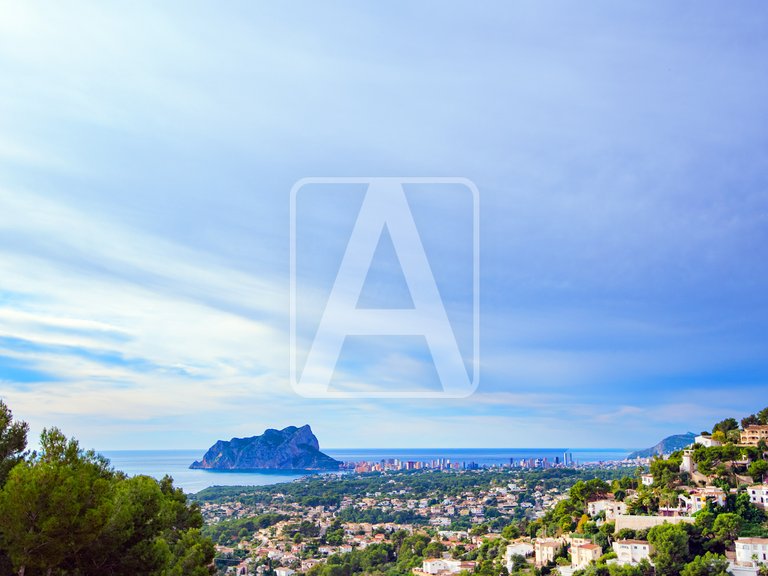 Plot for Sale in Moraira, Alicante 1