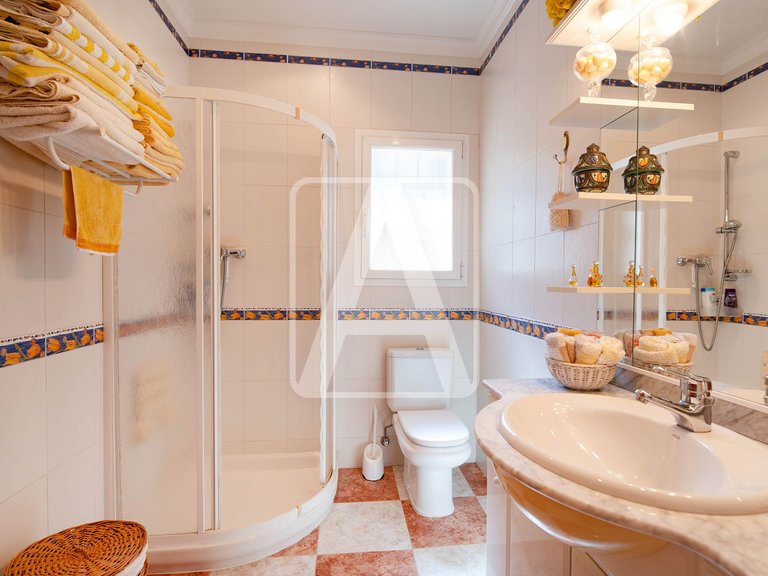 Villa for Sale in Benissa, Alicante 36