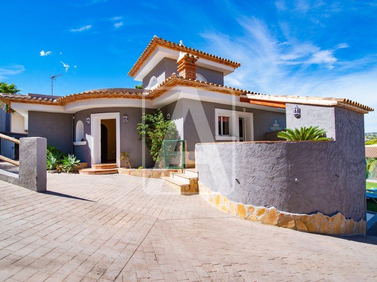 Villa for Sale in Calpe, Alicante 8