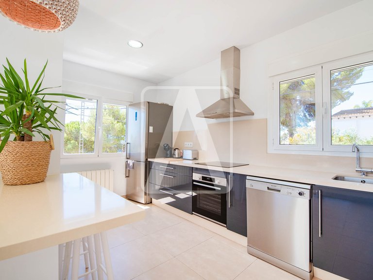 Villa for Sale in Moraira, Alicante 18