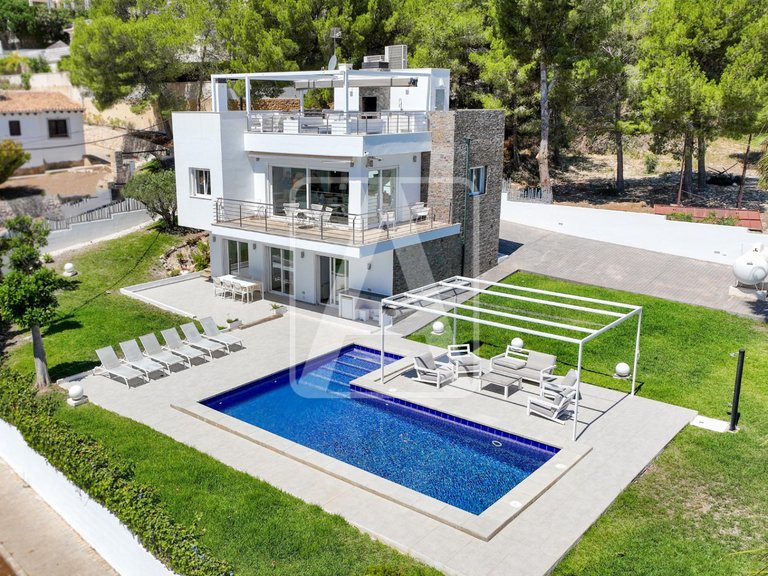 Villa for Sale in Moraira, Alicante 20