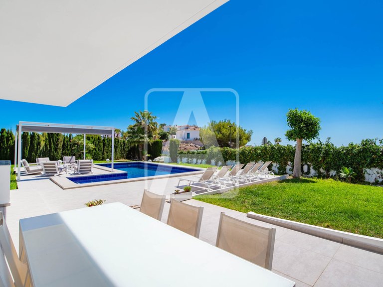 Villa for Sale in Moraira, Alicante 38
