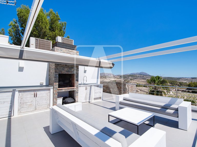 Villa for Sale in Moraira, Alicante 44