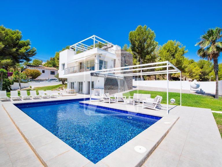 Villa for Sale in Moraira, Alicante 48