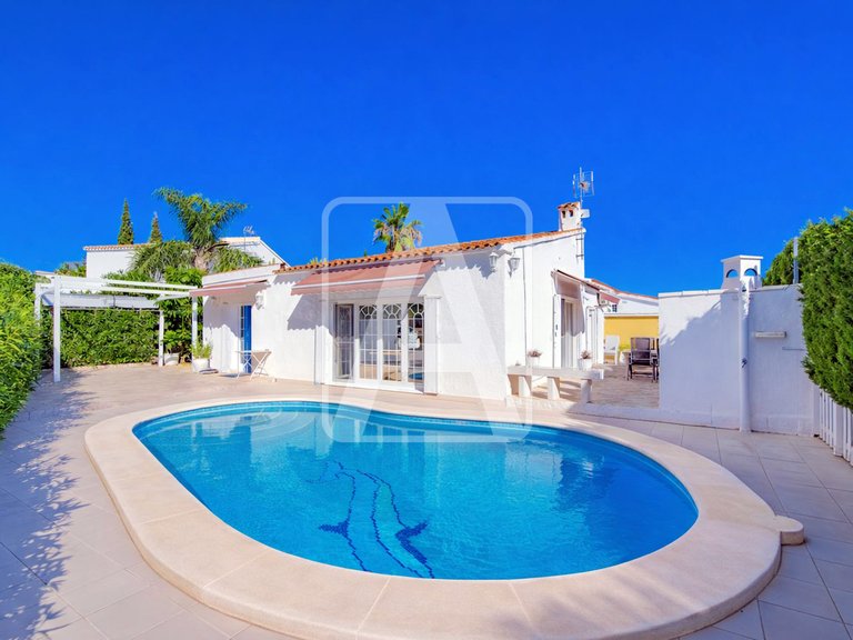 Villa for Sale in Calpe, Alicante 1