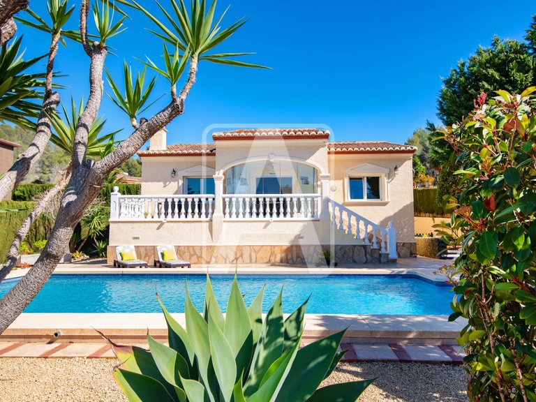 Villa for Sale in Calpe, Alicante 1