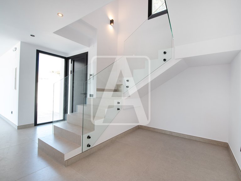 Villa for Sale in Calpe, Alicante 28