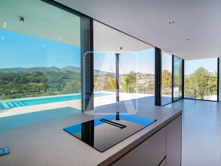 Villa for Sale in Calpe, Alicante 5