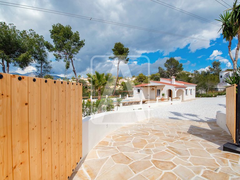 Villa for Sale in Calpe, Alicante 11