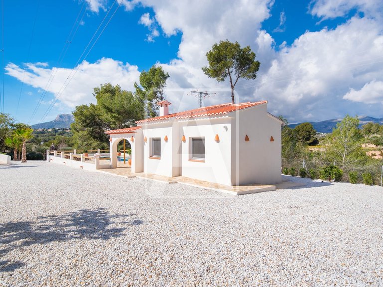 Villa for Sale in Calpe, Alicante 31