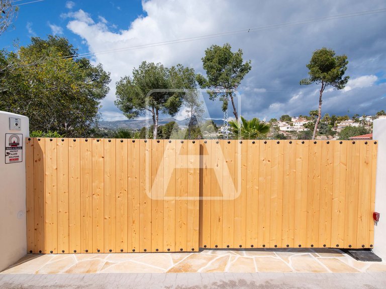 Villa for Sale in Calpe, Alicante 32