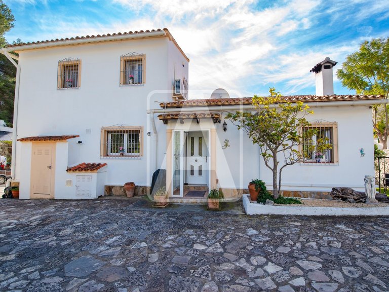 Villa for Sale in Benissa, Alicante 14