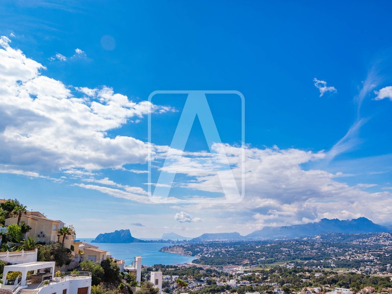 Villa for Sale in Moraira, Alicante 2
