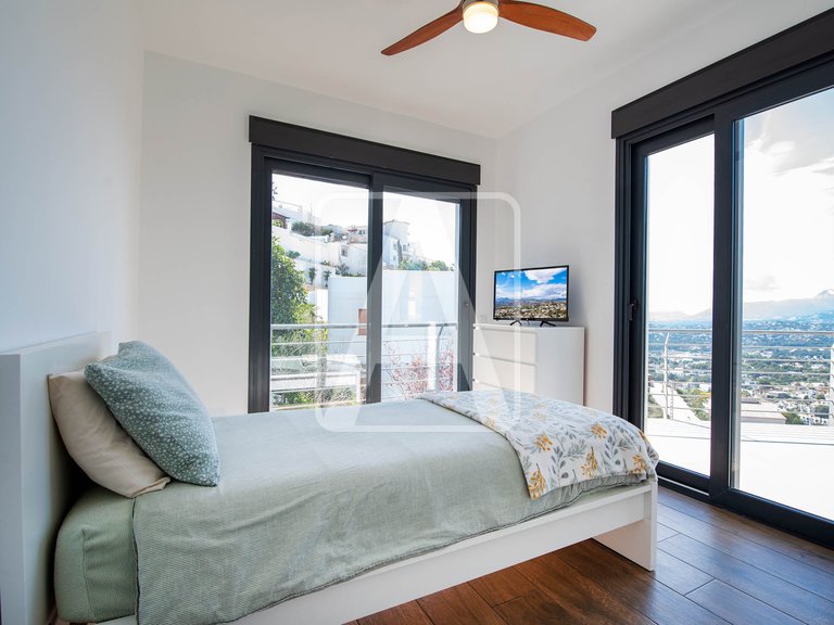 Villa for Sale in Moraira, Alicante 28