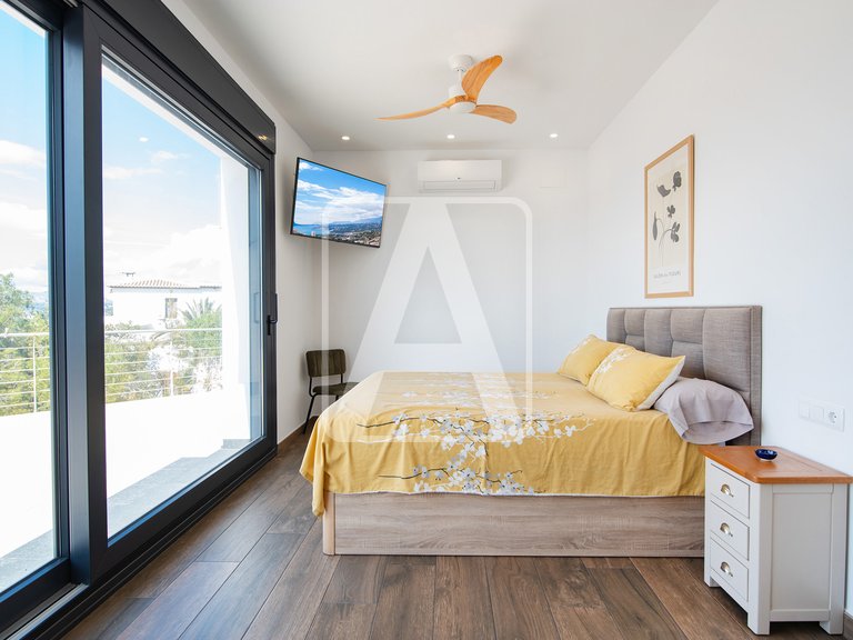Villa for Sale in Moraira, Alicante 35