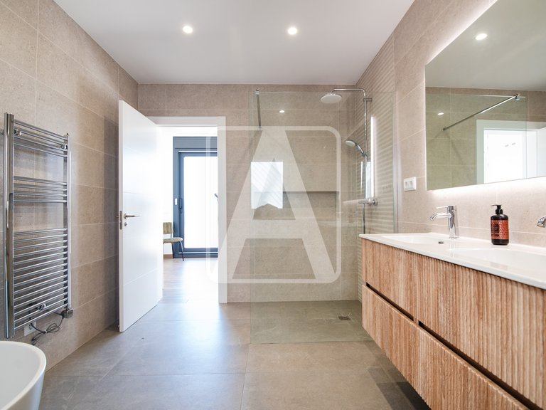 Villa for Sale in Moraira, Alicante 38