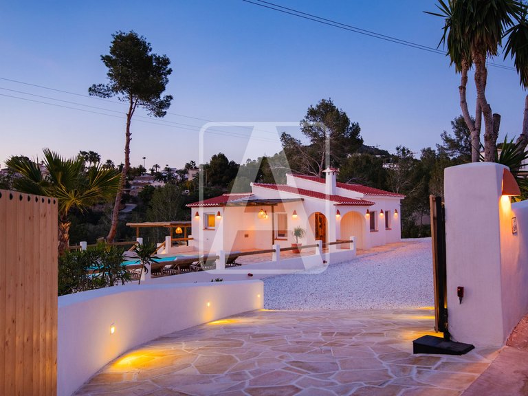 Villa for Sale in Calpe, Alicante 37