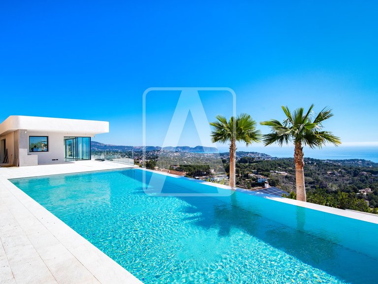 Villa for Sale in Benissa, Alicante 3