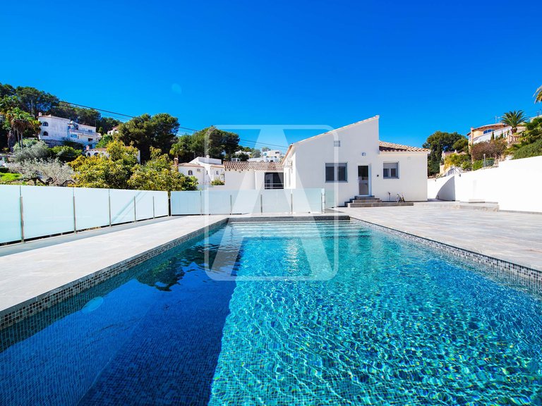Villa for Sale in Benissa, Alicante 1
