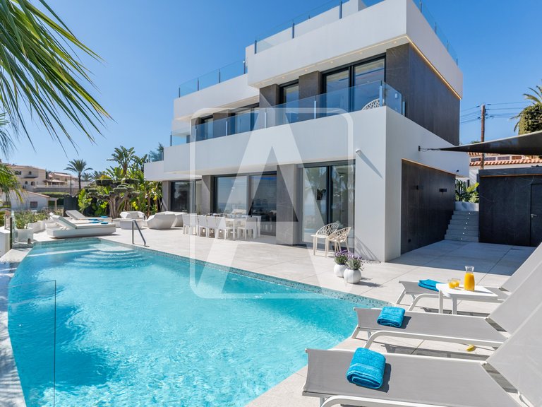 Villa for Sale in Calpe, Alicante 3