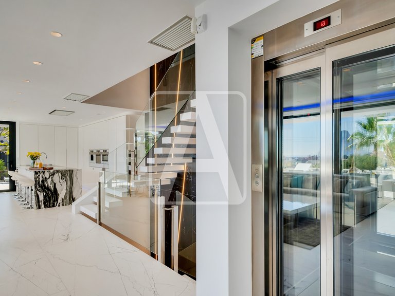 Villa for Sale in Calpe, Alicante 30