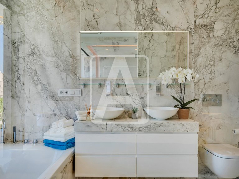 Villa for Sale in Calpe, Alicante 35