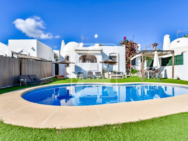 Villa for Sale in Calpe, Alicante 1