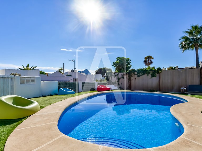 Villa for Sale in Calpe, Alicante 3
