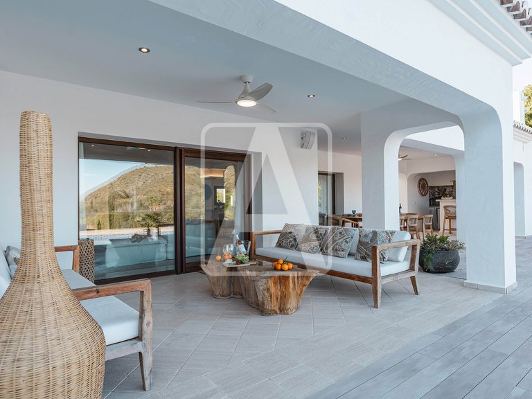Villa for Sale in Moraira, Alicante 46