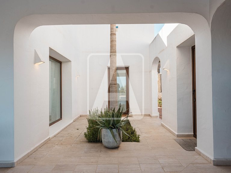 Villa for Sale in Moraira, Alicante 49