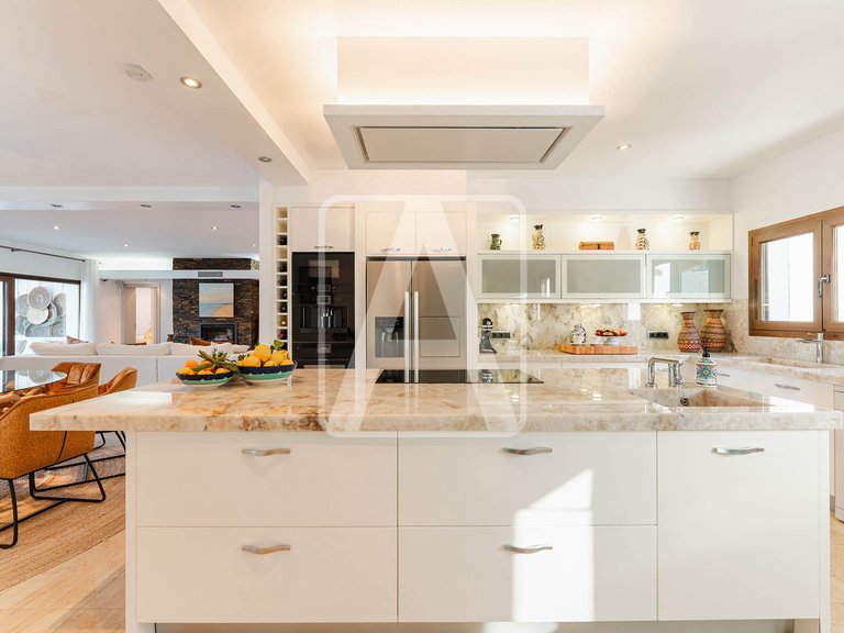 Villa for Sale in Moraira, Alicante 8