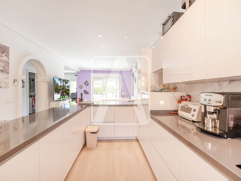 Villa for Sale in Calpe, Alicante 16