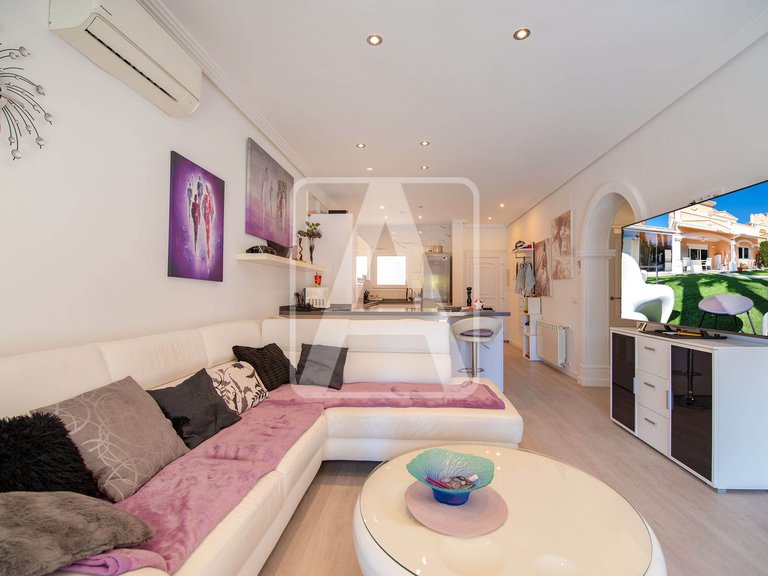 Villa for Sale in Calpe, Alicante 4