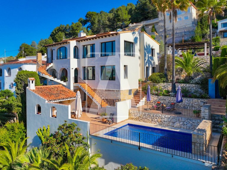 Villa for Sale in Benissa, Alicante 1