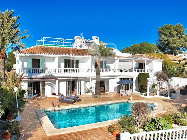 Villa for Sale in Moraira, Alicante 2